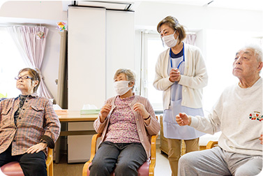 ナーシングホームしあわせPLUSでのレクリエーション風景